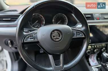 Лифтбек Skoda Superb 2018 в 