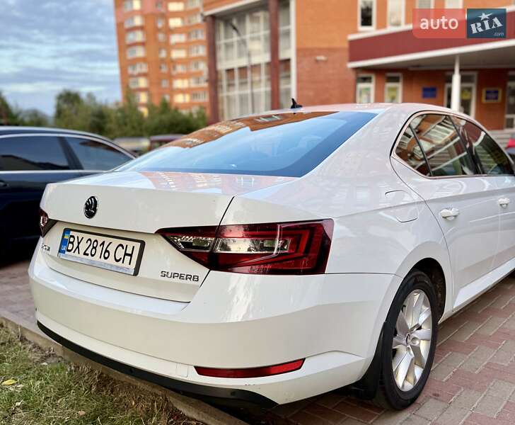 Лифтбек Skoda Superb 2018 в Киеве фото 4 Лифтбек Skoda Superb 2018 в Киеве