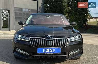 Лифтбек Skoda Superb 2022 в 