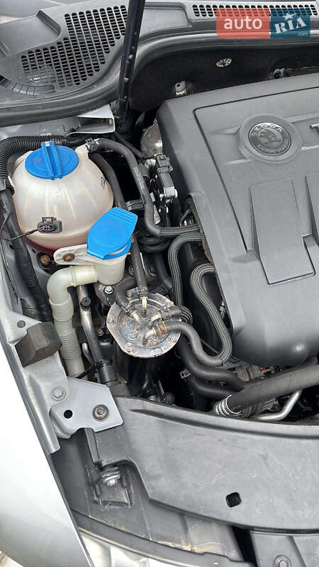 Универсал Skoda Superb 2012 в Дрогобыче
