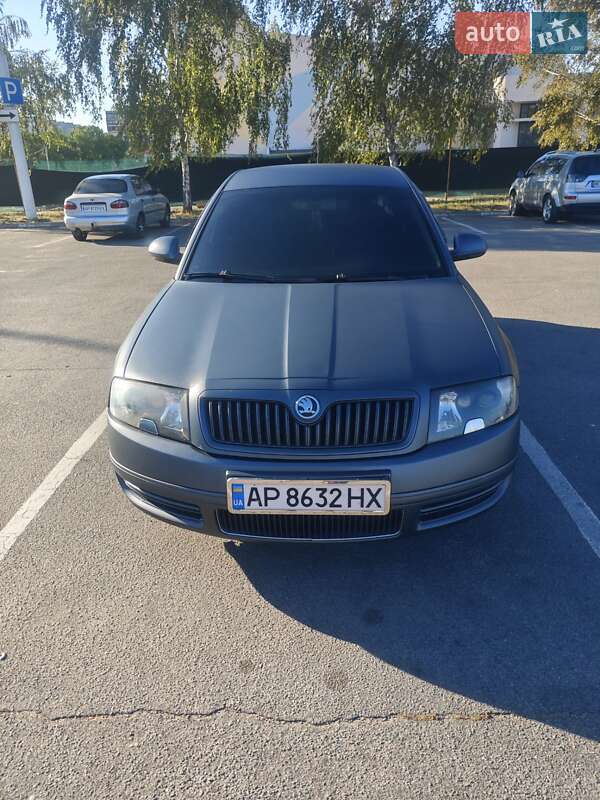 Skoda Superb 2006