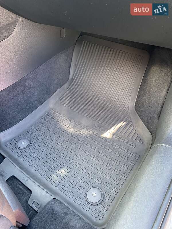 Лифтбек Skoda Superb 2016 в Ивано-Франковске фото 20 Лифтбек Skoda Superb 2016 в Ивано-Франковске