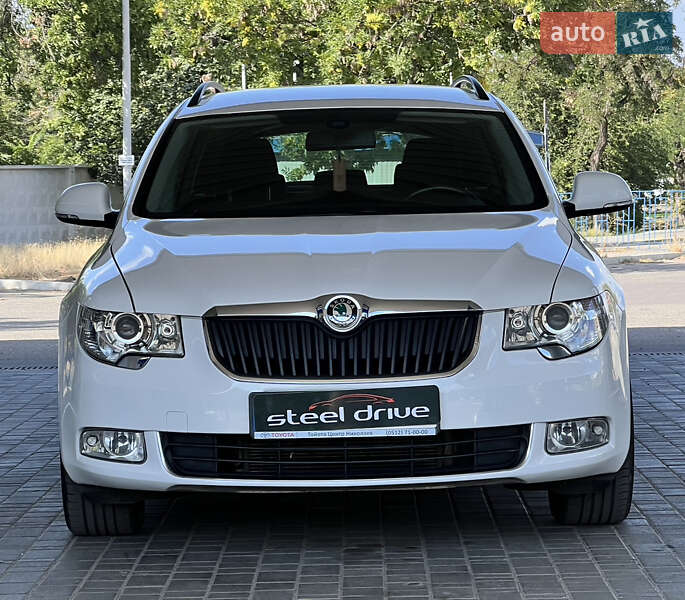 Универсал Skoda Superb 2012 в Николаеве
