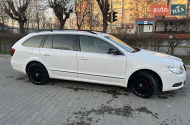 Универсал Skoda Superb 2012 в 