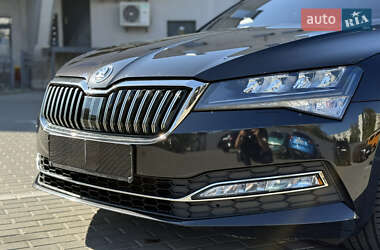 Лифтбек Skoda Superb 2021 в 