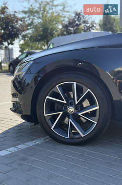 Лифтбек Skoda Superb 2021 в 