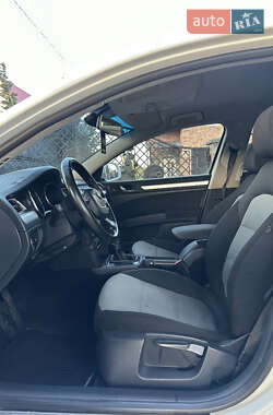 Лифтбек Skoda Superb 2012 в 