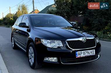 Лифтбек Skoda Superb 2011 в Днепре