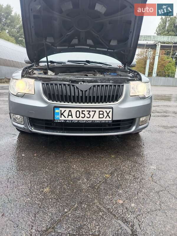 Лифтбек Skoda Superb 2012 в Киеве