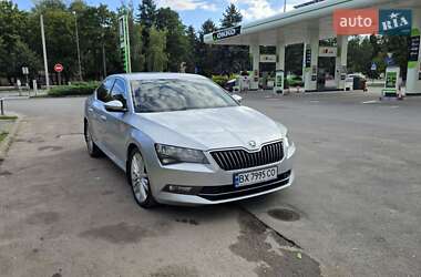 Лифтбек Skoda Superb 2016 в Волочиске
