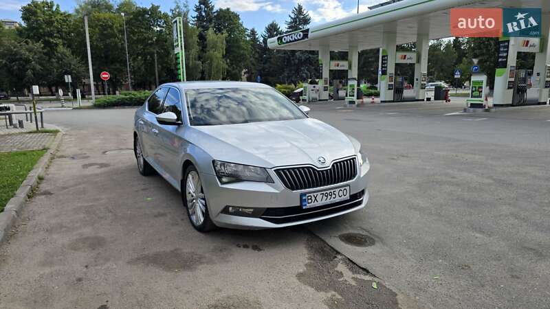 Skoda Superb 2016