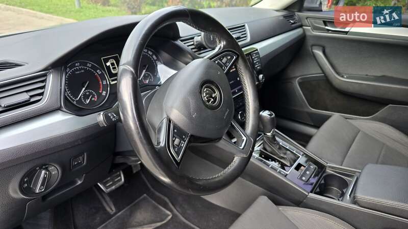 Лифтбек Skoda Superb 2016 в Волочиске