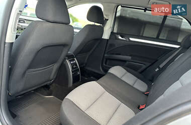 Лифтбек Skoda Superb 2013 в 