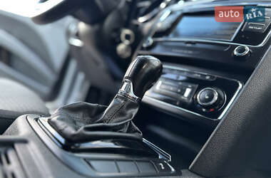 Лифтбек Skoda Superb 2013 в 