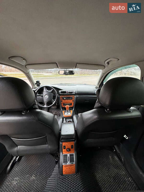 Лифтбек Skoda Superb 2007 в Каневе
