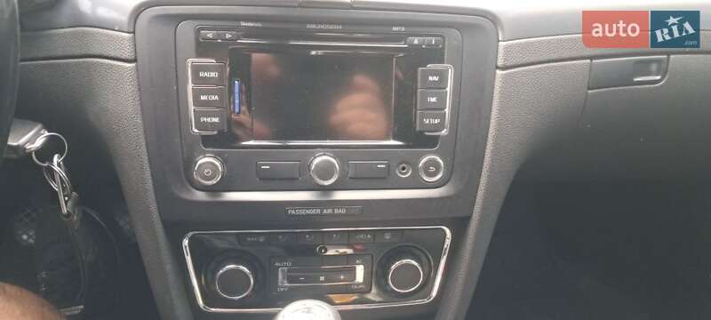 Універсал Skoda Superb 2012 в Нововолинську фото 5 Універсал Skoda Superb 2012 в Нововолинську