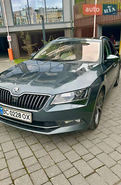 Универсал Skoda Superb 2017 в 