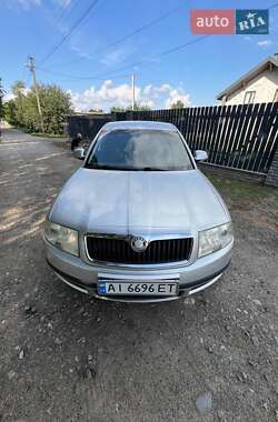 Лифтбек Skoda Superb 2007 в 