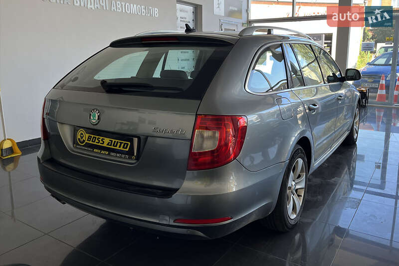 Универсал Skoda Superb 2010 в Шептицькому
