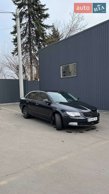 Skoda Superb 2012