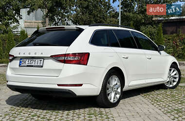 Универсал Skoda Superb 2021 в 