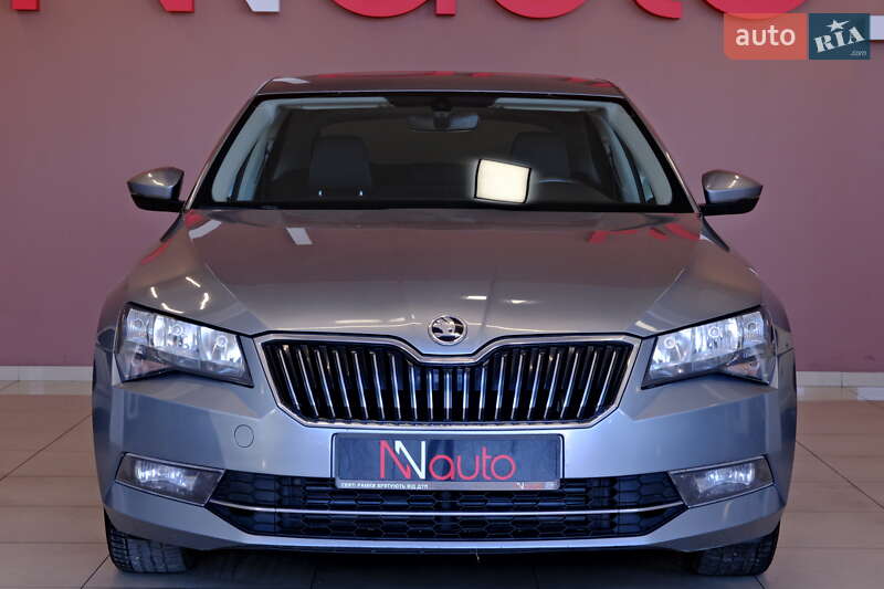 Лифтбек Skoda Superb 2018 в Одессе