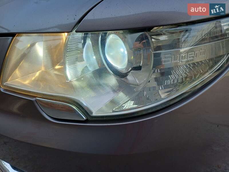 Универсал Skoda Superb 2013 в Сумах