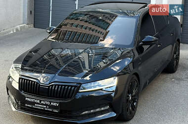 Лифтбек Skoda Superb 2020 в 