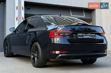 Лифтбек Skoda Superb 2020 в 