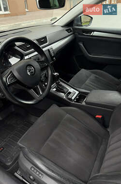 Универсал Skoda Superb 2015 в 