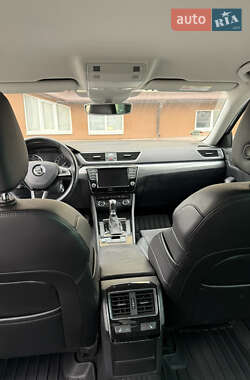 Универсал Skoda Superb 2015 в 