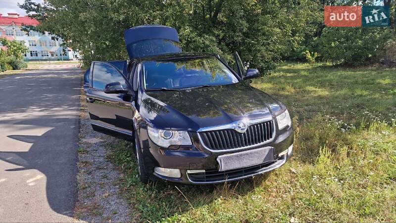 Лифтбек Skoda Superb 2008 в Киеве фото 27 Лифтбек Skoda Superb 2008 в Киеве