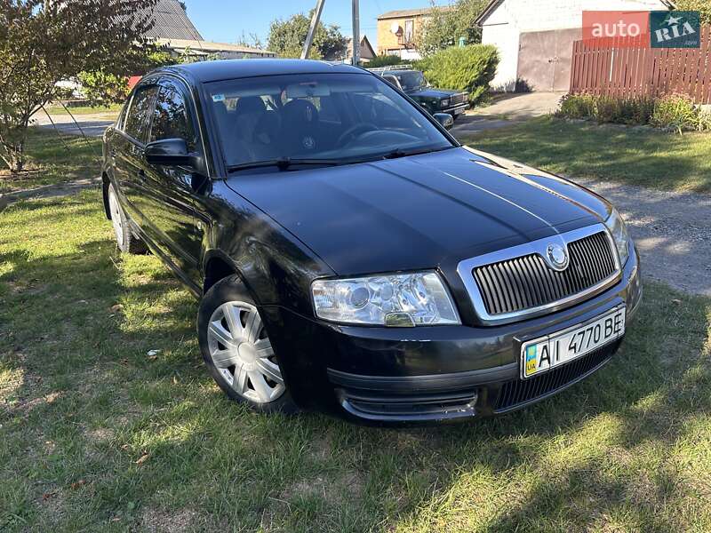 Лифтбек Skoda Superb 2004 в Переяславе