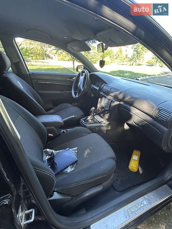 Лифтбек Skoda Superb 2004 в Переяславе