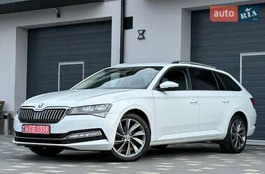 Универсал Skoda Superb 2019 в Дрогобыче