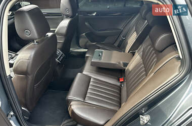 Универсал Skoda Superb 2018 в 