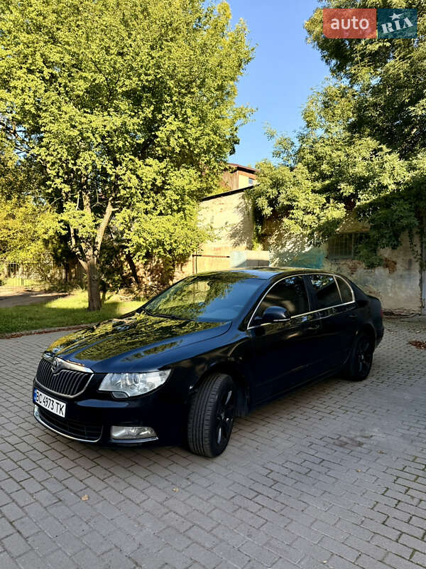 Лифтбек Skoda Superb 2012 в Львове