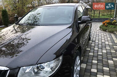Лифтбек Skoda Superb 2012 в 