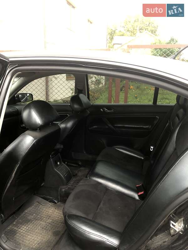 Лифтбек Skoda Superb 2005 в Лапаевке
