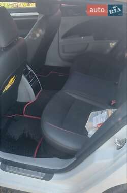 Лифтбек Skoda Superb 2009 в 