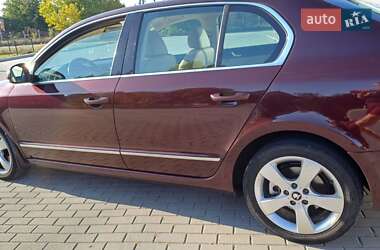Лифтбек Skoda Superb 2009 в 
