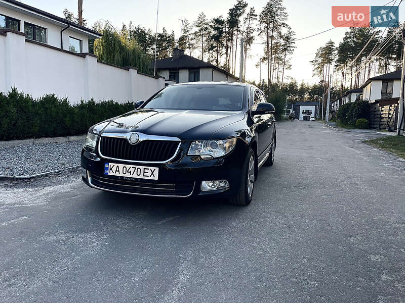 Лифтбек Skoda Superb 2010 в Киеве
