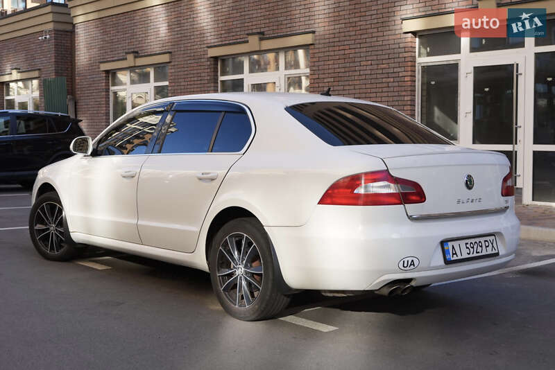 Лифтбек Skoda Superb 2010 в Софиевской Борщаговке фото 5 Лифтбек Skoda Superb 2010 в Софиевской Борщаговке