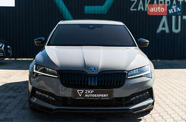 Лифтбек Skoda Superb 2020 в 