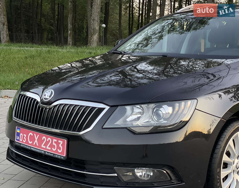Универсал Skoda Superb 2014 в Ковеле