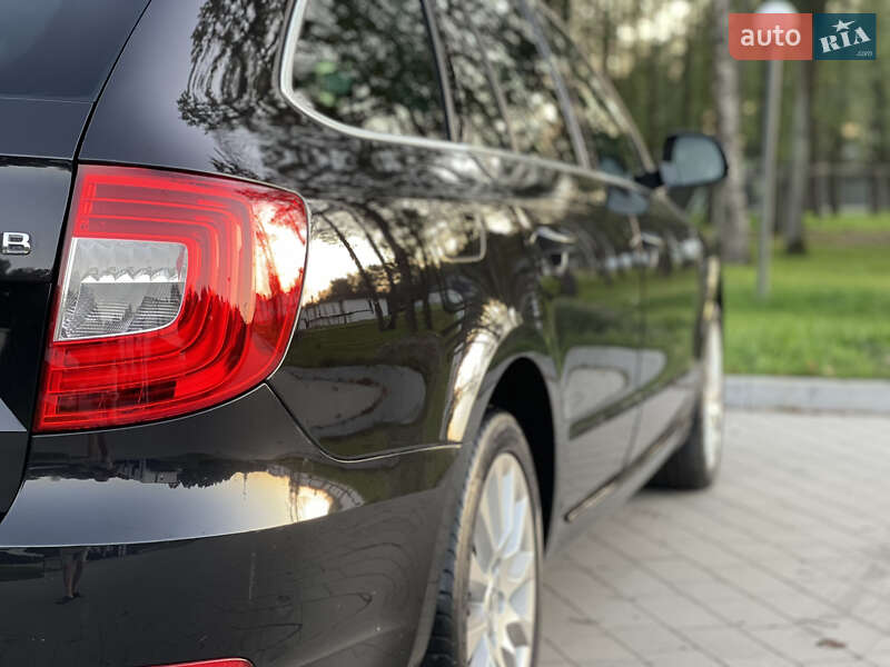 Универсал Skoda Superb 2014 в Ковеле