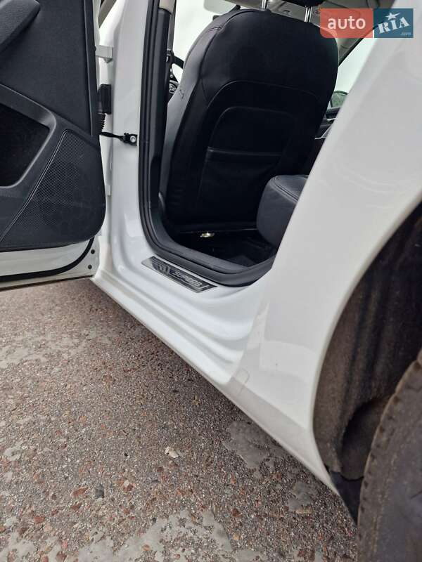 Универсал Skoda Superb 2017 в Львове фото 108 Универсал Skoda Superb 2017 в Львове