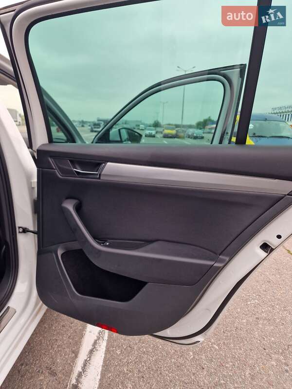 Универсал Skoda Superb 2017 в Львове фото 146 Универсал Skoda Superb 2017 в Львове