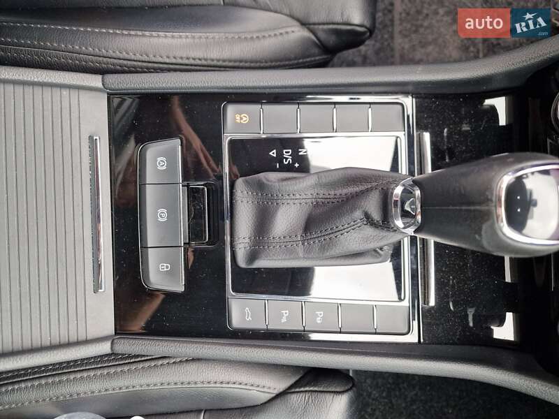Универсал Skoda Superb 2017 в Львове фото 166 Универсал Skoda Superb 2017 в Львове