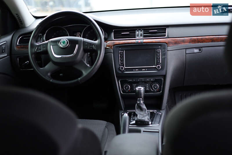 Ліфтбек Skoda Superb 2013 в Вінниці